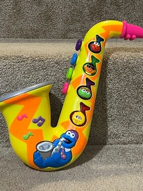 Mattel Sesame Street Musical Saxophone Instrument 1999 Cookie Monster Big Bird